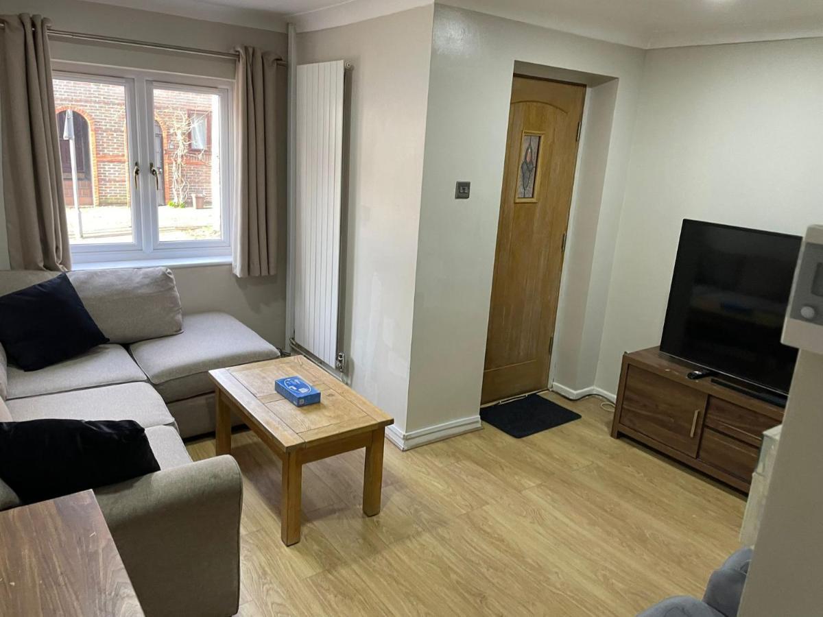 Ferienwohnung Rainbow Quays London Exterior foto