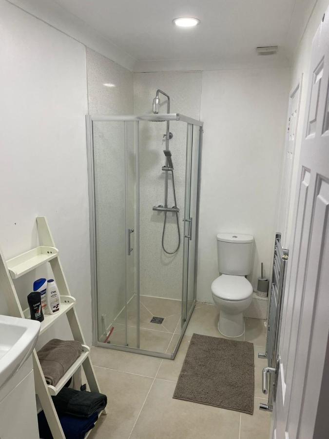 Ferienwohnung Rainbow Quays London Exterior foto